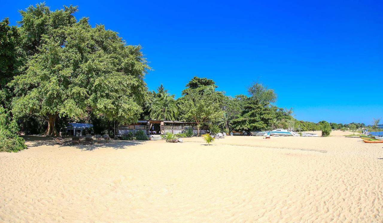 Norman Carr Cottage Monkey Bay Экстерьер фото