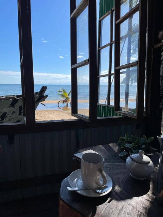 Norman Carr Cottage Monkey Bay Экстерьер фото