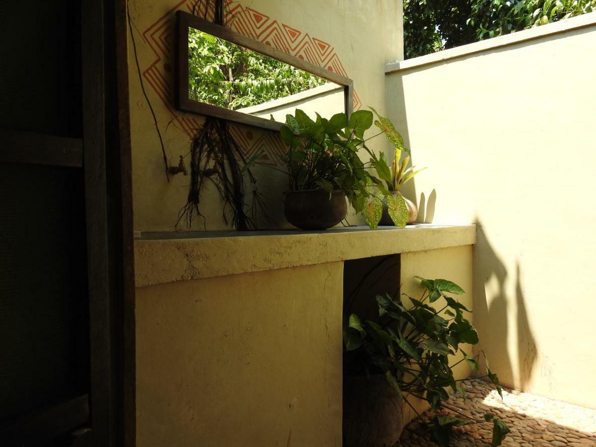Norman Carr Cottage Monkey Bay Экстерьер фото