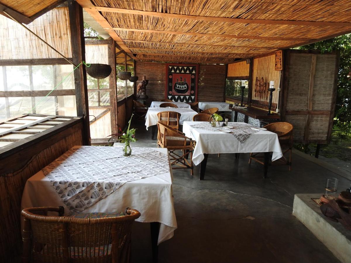 Norman Carr Cottage Monkey Bay Экстерьер фото